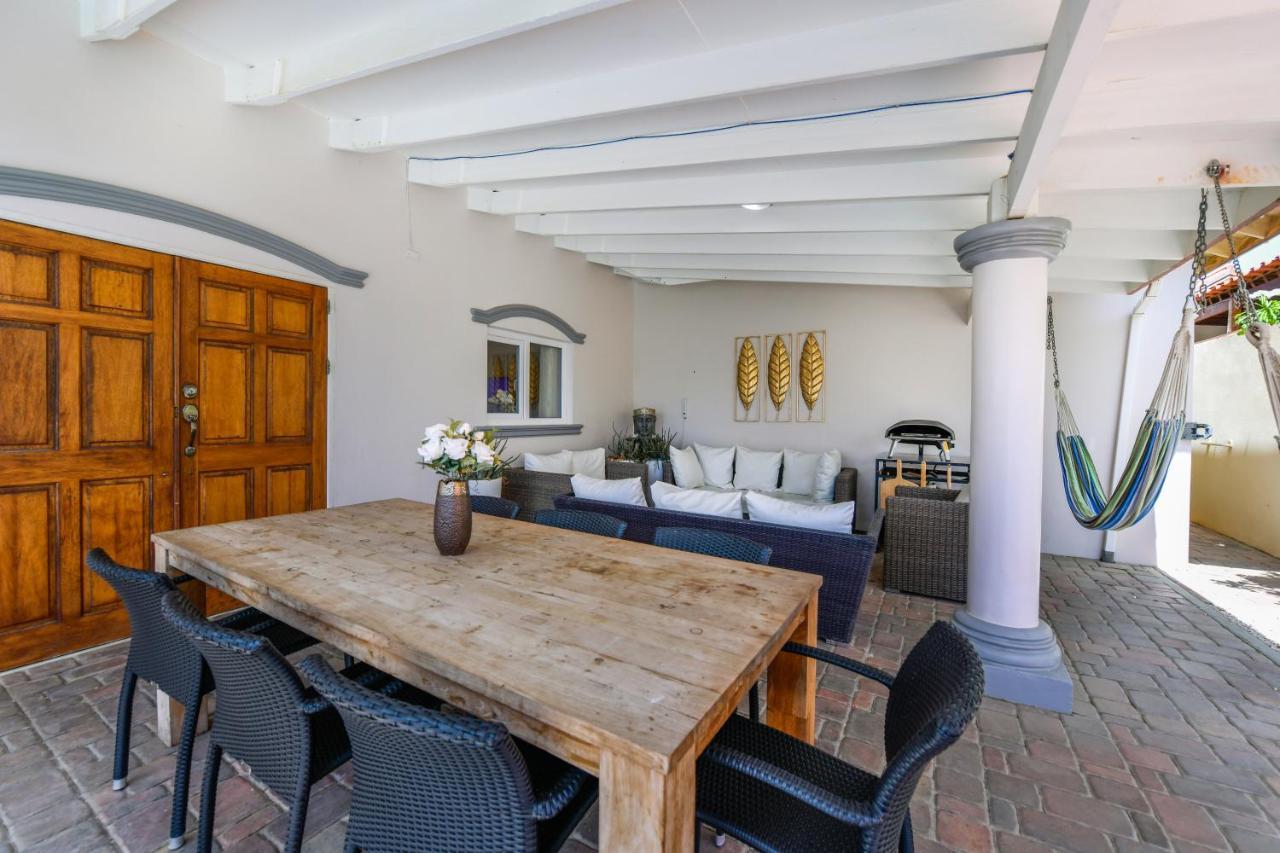 Villa Swiss Paradise With Private Pool Palm Beach Esterno foto