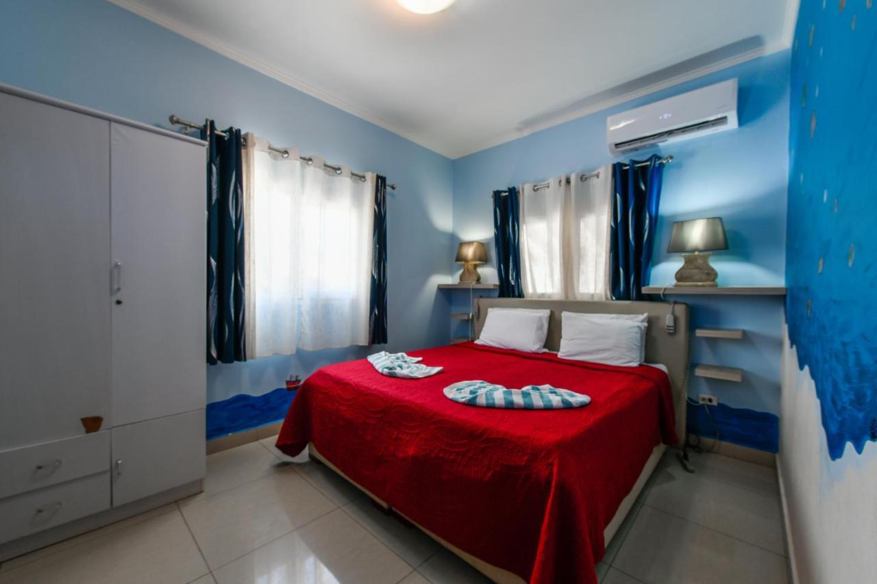 Villa Swiss Paradise With Private Pool Palm Beach Esterno foto
