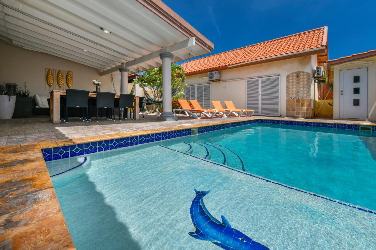Villa Swiss Paradise With Private Pool Palm Beach Esterno foto