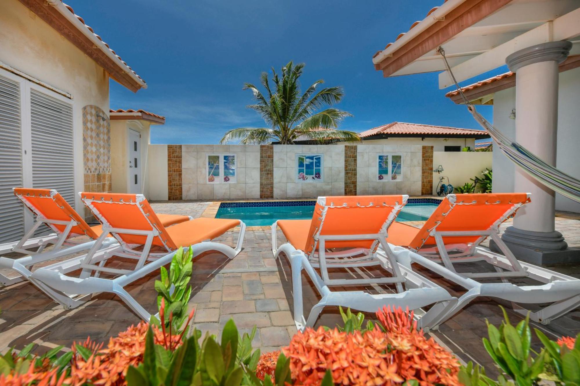 Villa Swiss Paradise With Private Pool Palm Beach Esterno foto