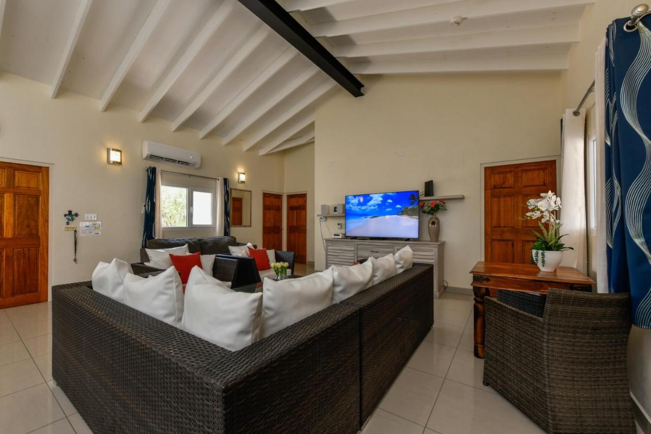 Villa Swiss Paradise With Private Pool Palm Beach Esterno foto