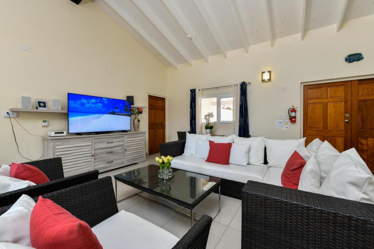 Villa Swiss Paradise With Private Pool Palm Beach Esterno foto