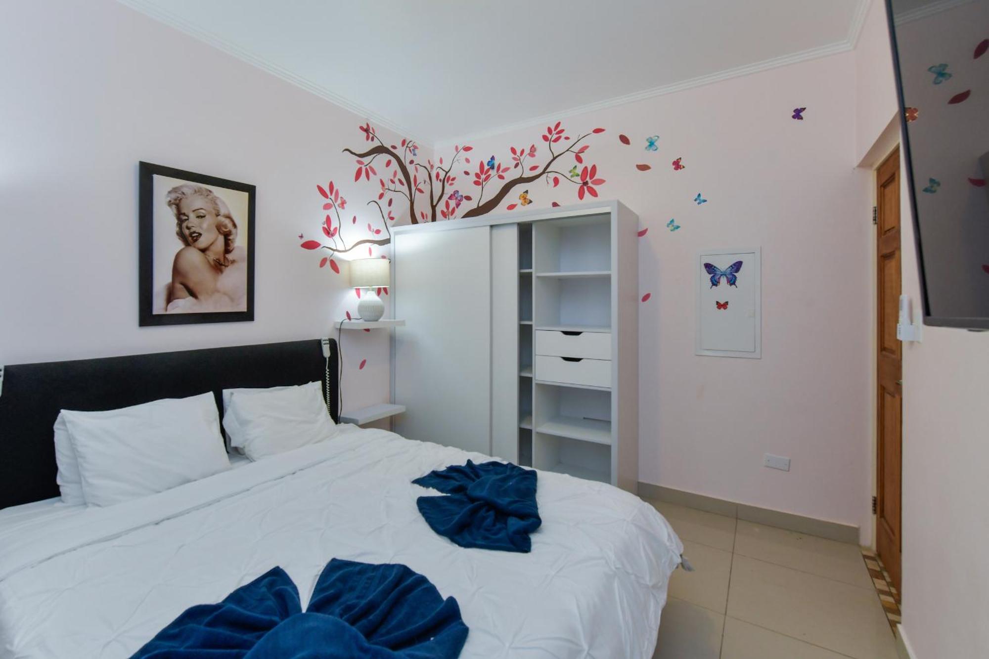 Villa Swiss Paradise With Private Pool Palm Beach Esterno foto