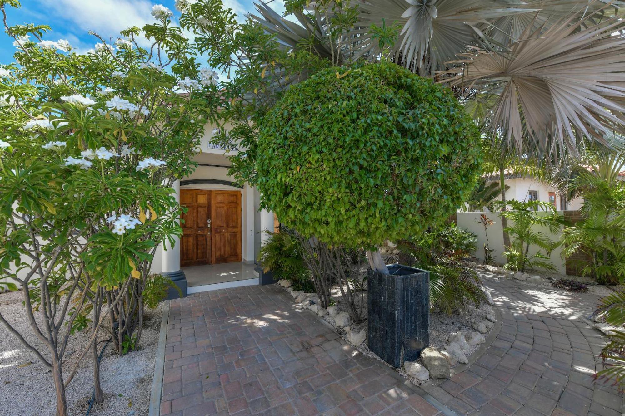Villa Swiss Paradise With Private Pool Palm Beach Esterno foto